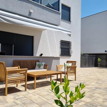Blue Pearl Apartment Rogoznica  Buitenkant foto