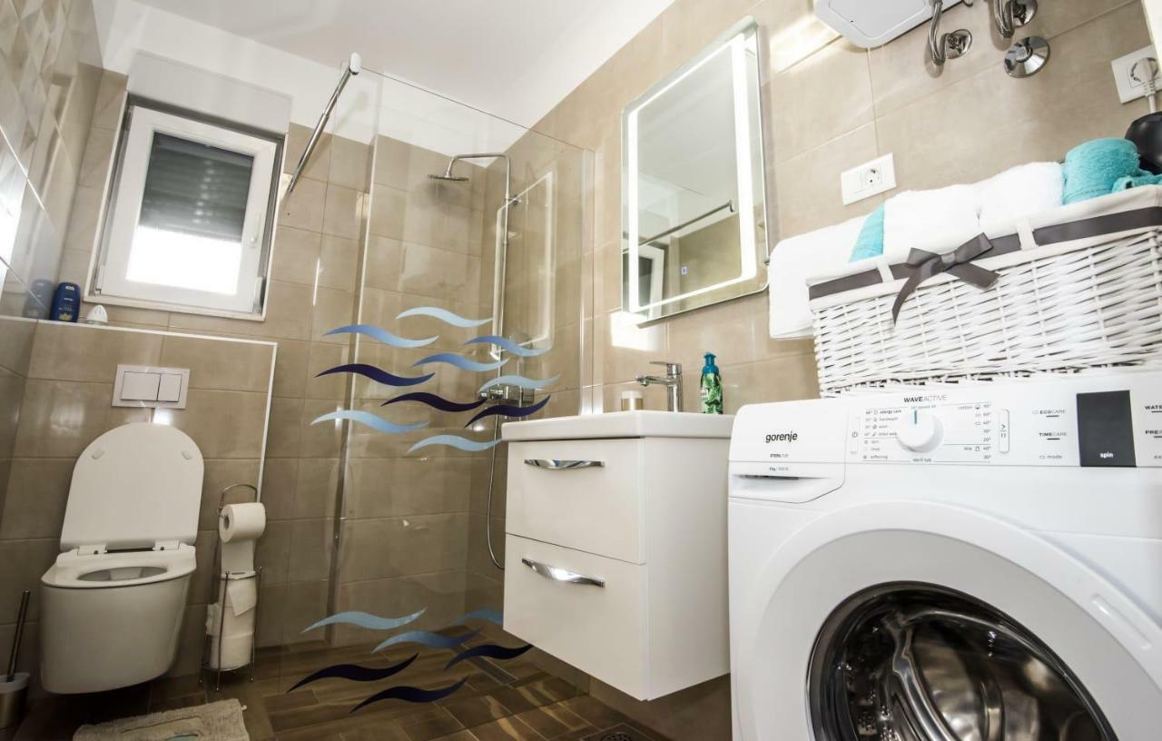 Blue Pearl Apartment Rogoznica  Buitenkant foto