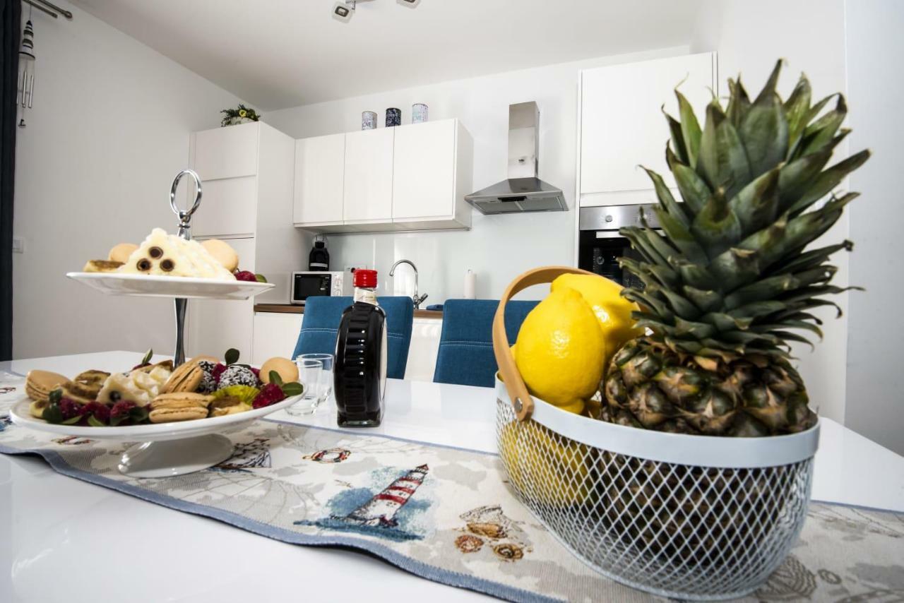 Blue Pearl Apartment Rogoznica  Buitenkant foto